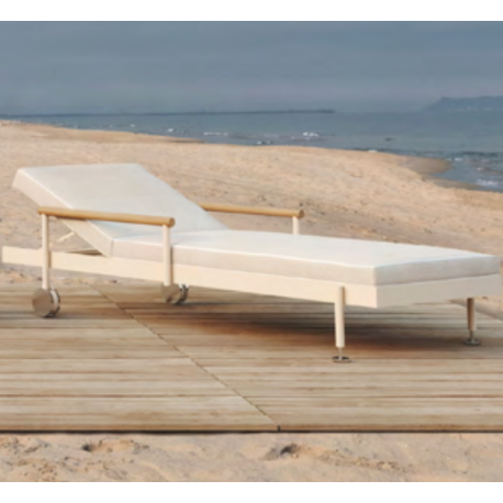 Loungue Ligstoel Hamptons Ecru Aluminium Stoel Vondom